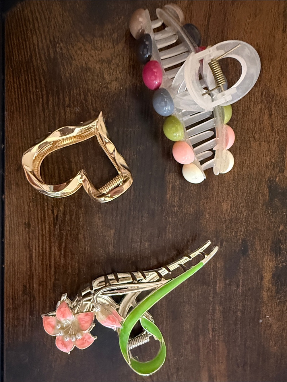 Assorted Multicolor Hair Clips - Set of 3
